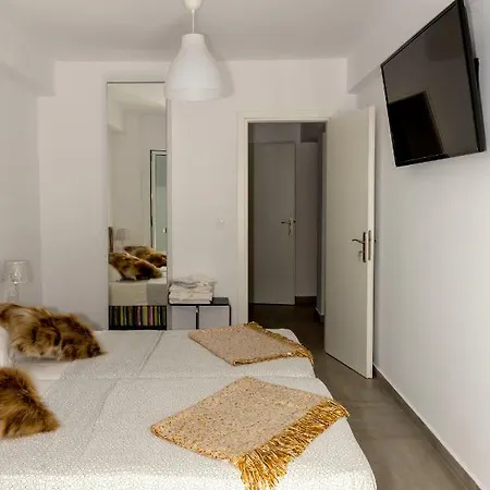 Attiki Sunshine With Terrace Vipgreece *